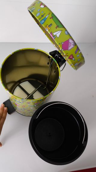 Papelera baño 3L - Pedal - Metálica