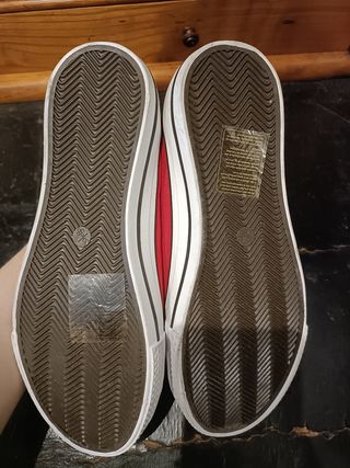 Zapatillas estilo converse 