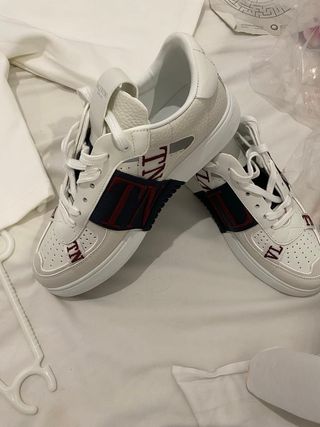 Conjunto Gucci y Valentino blanco - Talla M y 42