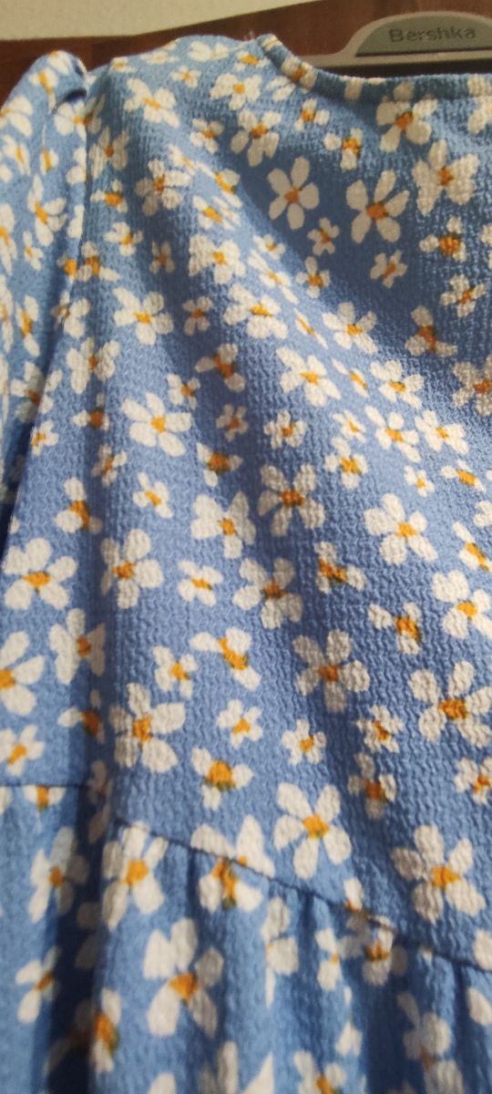 Vestido midi manga corta estampado