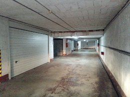 Garaje doble cerrado en Arce