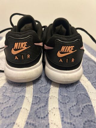 Zapatillas Nike Air - Negras y Rosas