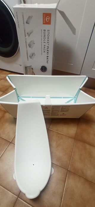 Bañera Stokke plegable con adaptador de bebé
