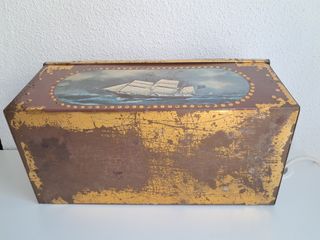 Cofre antiguo naval: Atrezzo