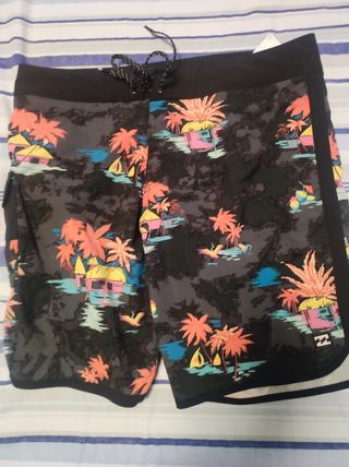 Bañador Billabong estampado.Talla 33.
