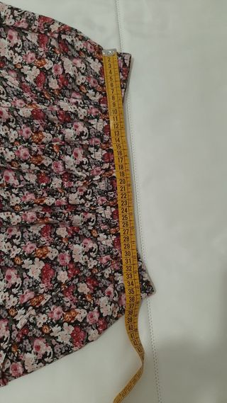 Falda Stradivarius floral multicolor