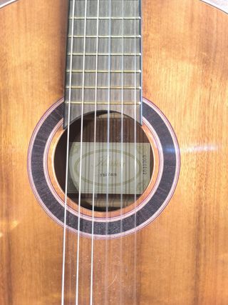 Guitarra clásica Koa - Excelente estado
