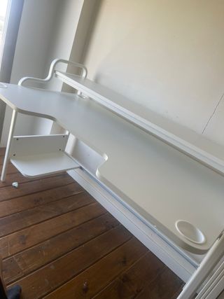 Escritorio blanco IKEA -  perfecto estado