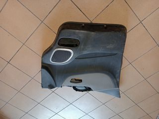 Despiece Nissan NV300: Faro & Parrilla