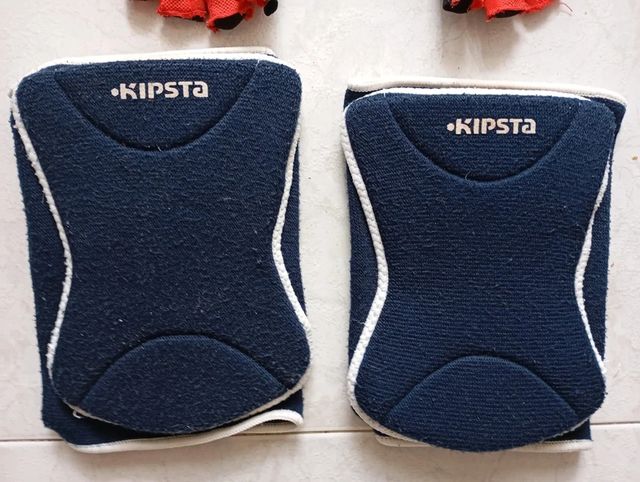 Rodilleras y guantes Kipsta