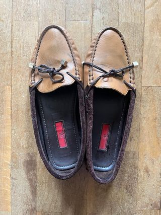Zapatos de piel marrón