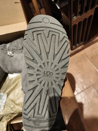 Botas UGG Swarovski grises