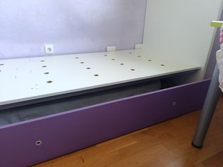 Cama nido infantil blanca y morada