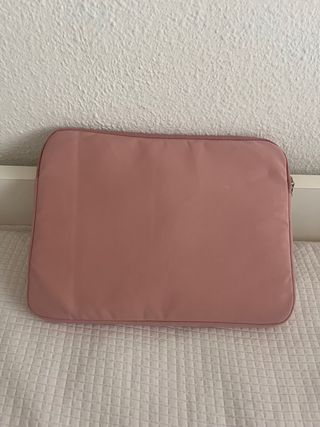 Funda portátil 13.3" rosa nueva