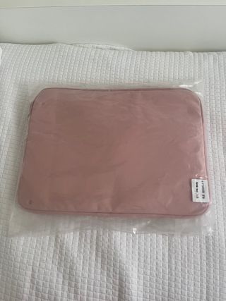 Funda portátil 13.3" rosa nueva
