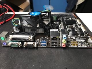 Placa base Gigabyte H81M-DS2