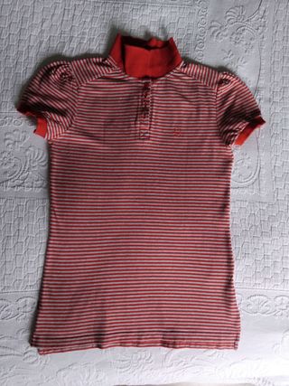 Polo Levis rayas rojas y blancas