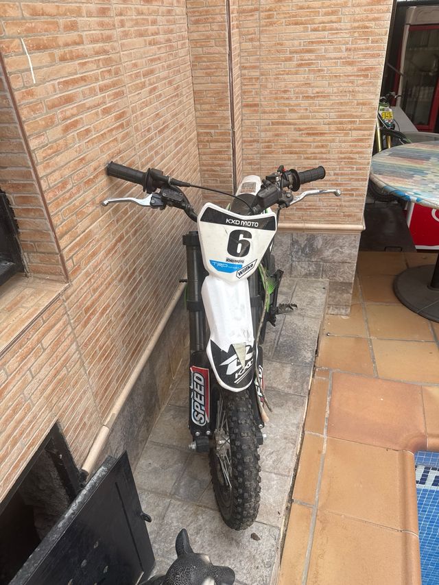 Motocross KXD 49cc Infantil o se cambia por algo 