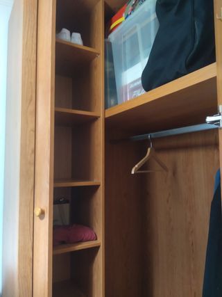 Armario ropero madera marrón
