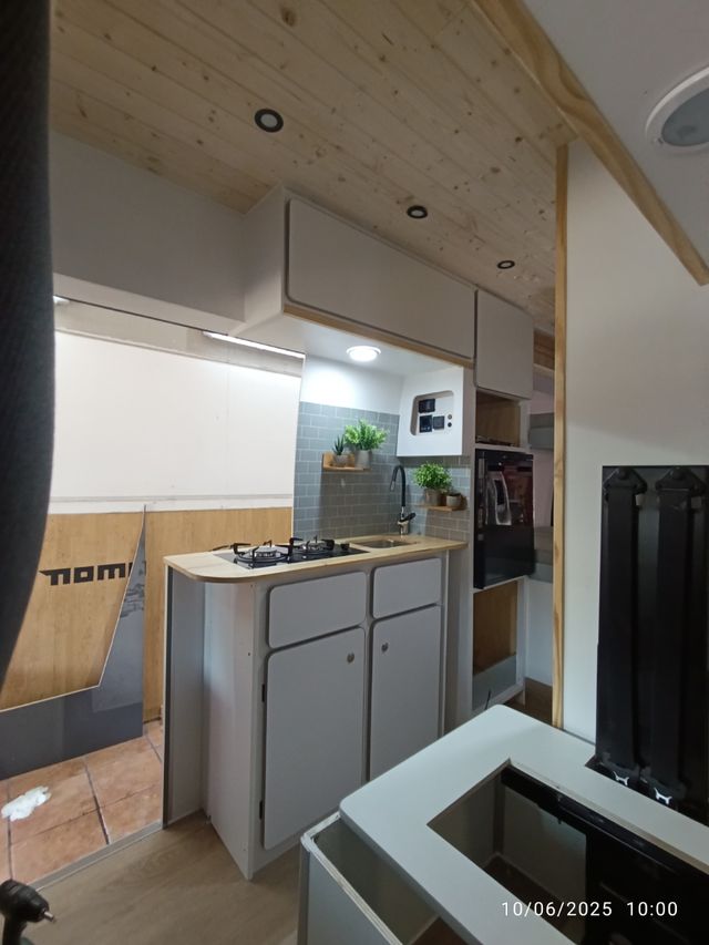 CURSO GUIADO PARA CAMPERIZAR TU FURGONETA TU MISMO