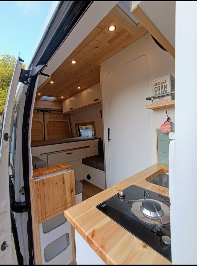 CURSO GUIADO PARA CAMPERIZAR TU FURGONETA TU MISMO