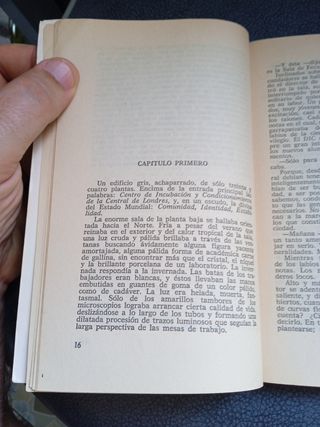 ALDOUS HUXLEY, Un Mundo Feliz
