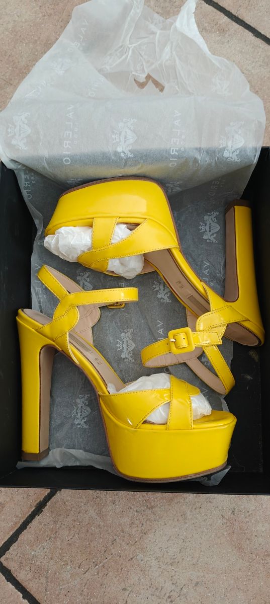 Sandali Zeppa Donna Vernice Gialla