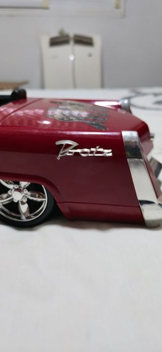 Coche Bratz Rojo