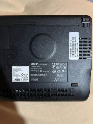 Acer Aspire One ZG5 - Netbook Blu