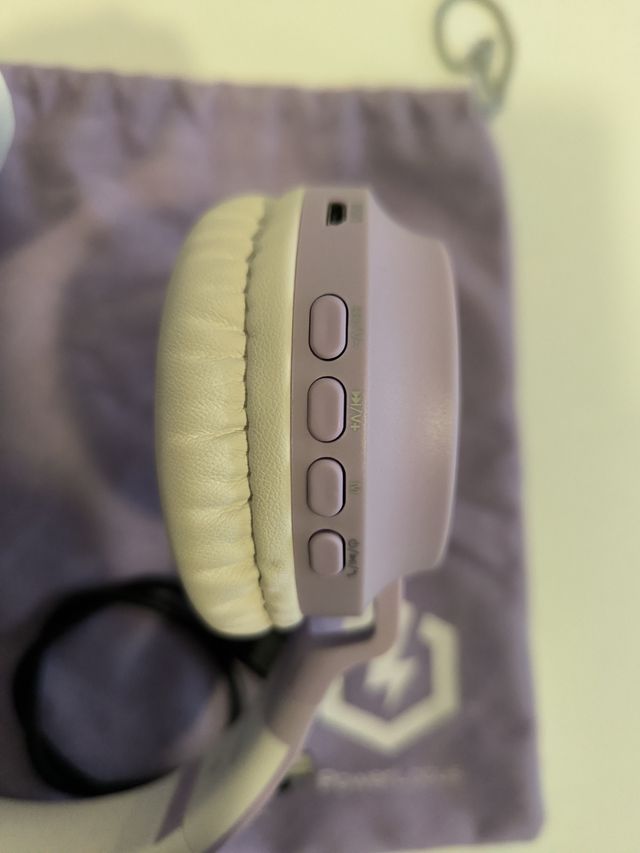 Cascos inalámbricos PowerLocus.