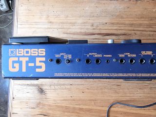 Boss GT-5 Pedal de Efectos Guitarra