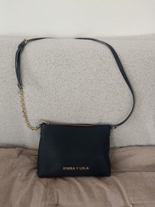 Bolso Bimba y Lola piel azul marino oscuro.