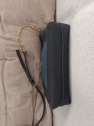 Bolso Bimba y Lola piel azul marino oscuro.