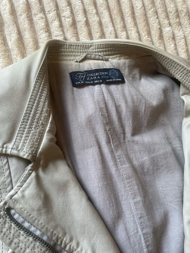 Chaleco polipiel beige-gris