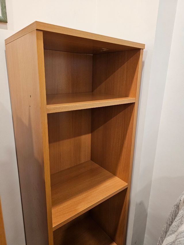 Scaffale in legno marrone - 3 ripiani