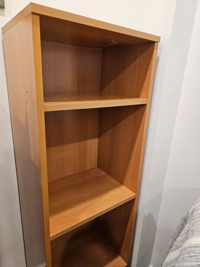 Scaffale in legno marrone - 3 ripiani