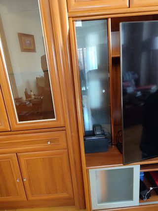 Mueble TV madera nogal