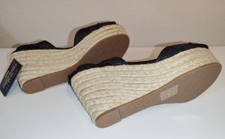 Sandalias cuña negras Marypaz 36