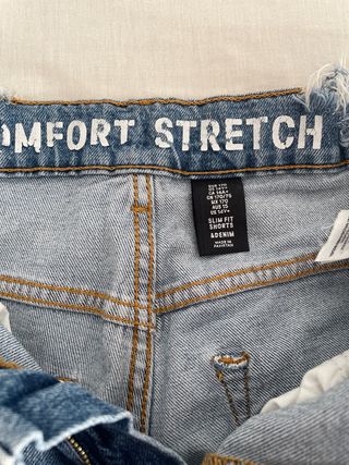 Shorts vaqueros H&M, talla M