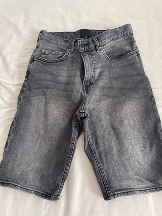 Vaqueros H&M grises, talla M