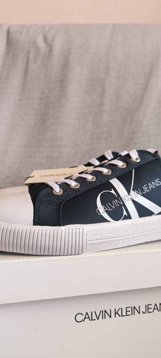 Taglia 43 ®Calvin Klein