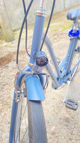Bicicleta paseo clásica azul