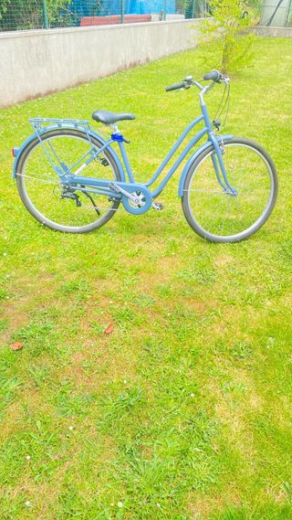 Bicicleta paseo clásica azul
