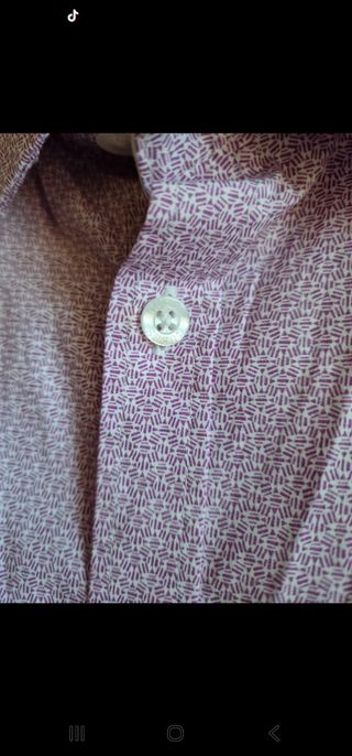 Camisa GUESS morada talla S