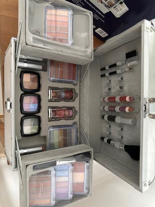 Maletín Maquillaje Perfumania Plata