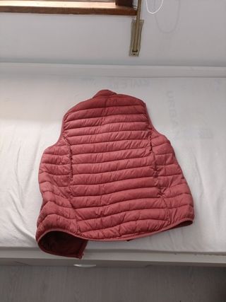 Chaleco acolchado rojo hombre