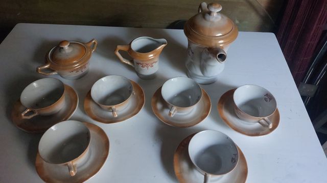 Juego de té antiguo