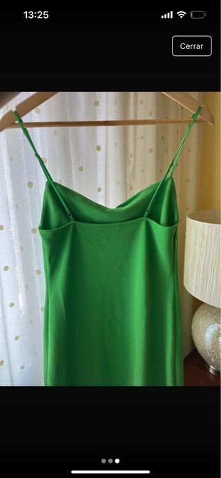 Vestido Zara verde ajustado
