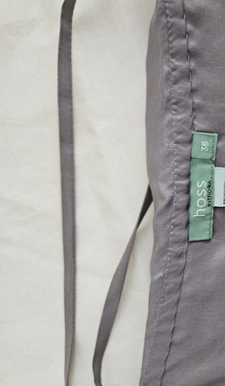 Vestido Navidad. Hoss Intropia seda gris