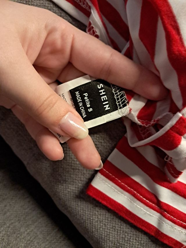 Camiseta rayas rojas - Talla S